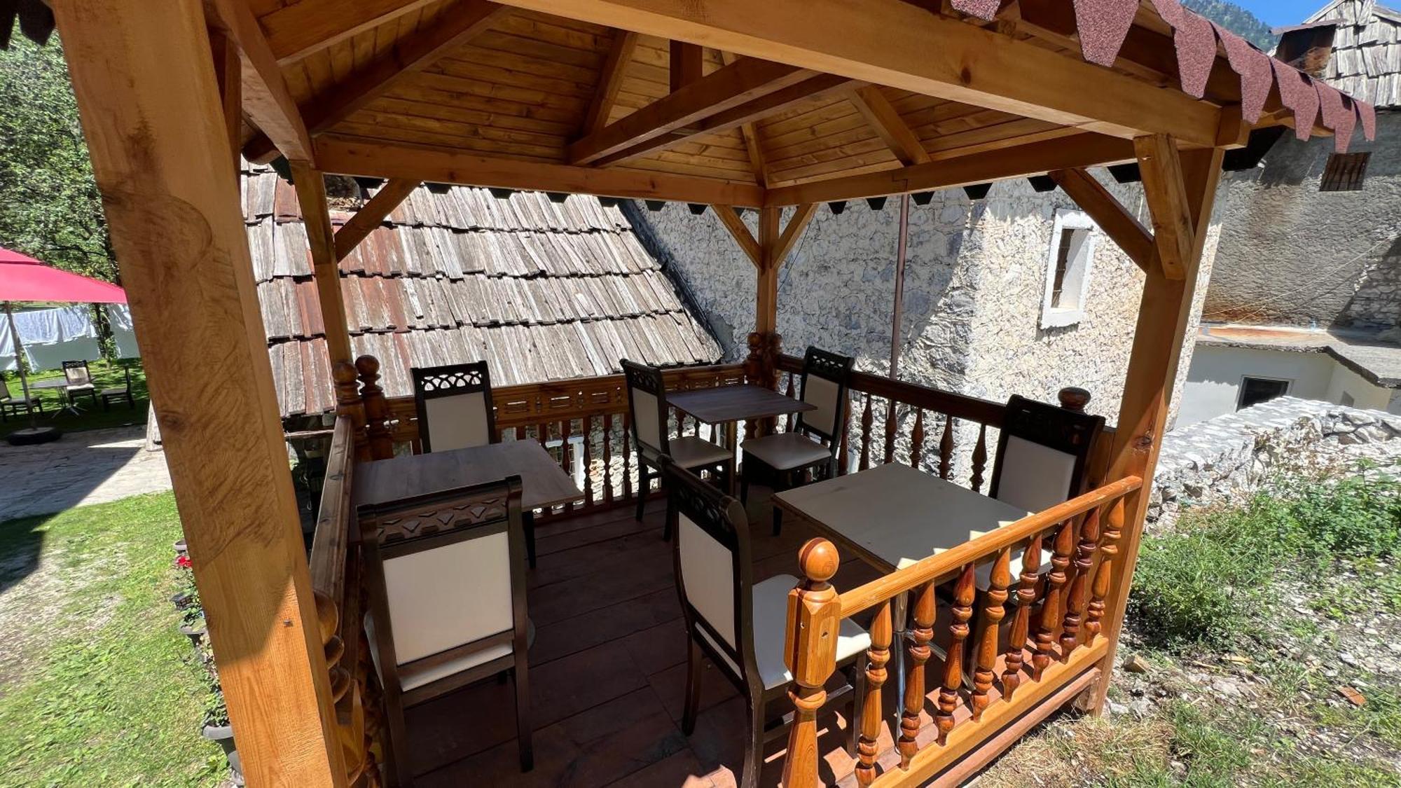 Stonehouse Villa Valbone Buitenkant foto