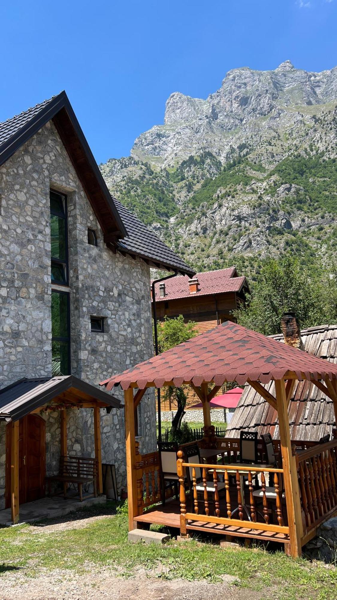 Stonehouse Villa Valbone Buitenkant foto